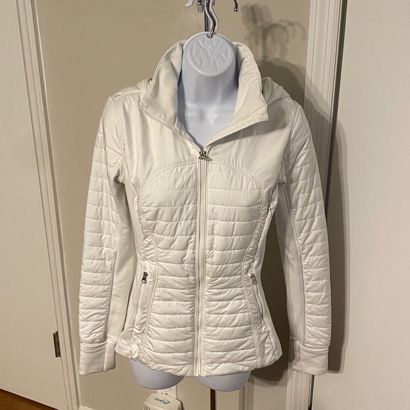 Lululemon First Mile Jacket - Picture 15 of 16
